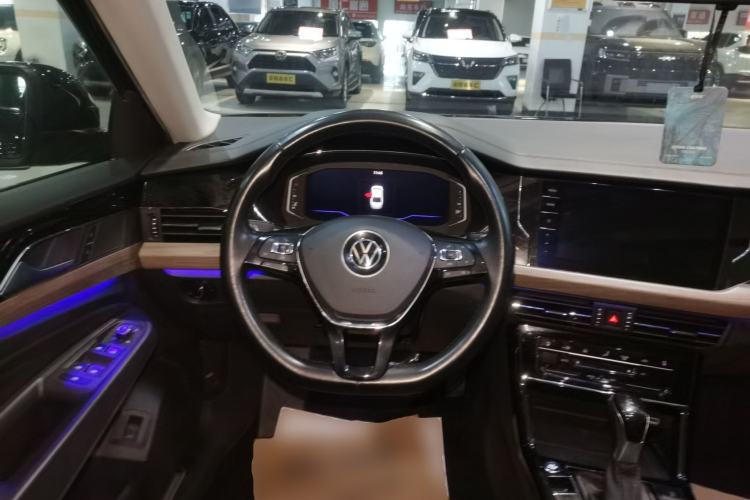 Used Volkswagen Passat 2021 330TSI Luxury Edition