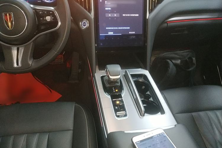 Used Hongqi HS7 PHEV 2024 2.0T PHEV Four-Wheel Drive Flagship Edition 6 Seats
