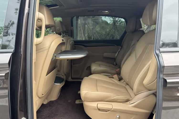 Used Buick GL8 2021 ES Land Cruiser 653T Luxury Edition
