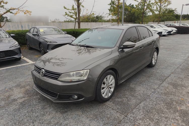 Used Volkswagen Sagitar 2014 1.6L Automatic Comfort Model
