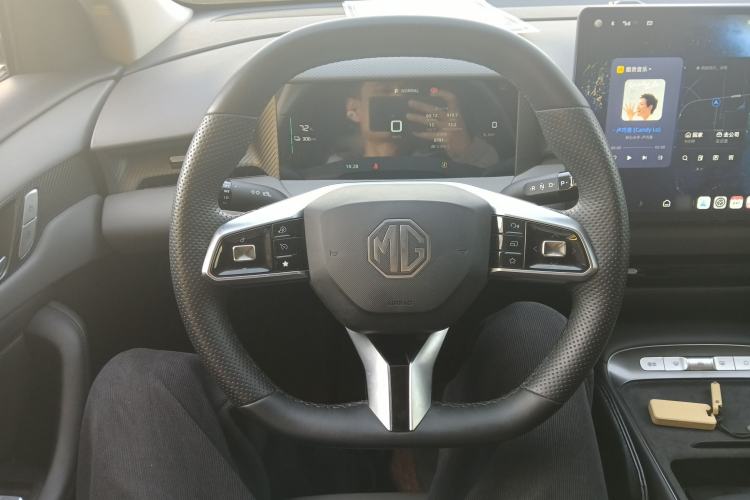 Used MG ES5 2025 425 Pro Rear-Drive Version
