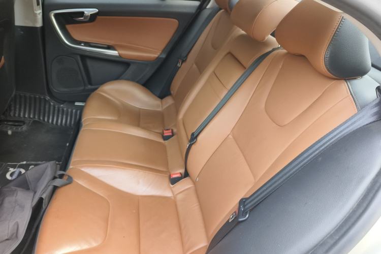 Used Volvo S60 2019 S60L Facelift T5 Intelligent Advanced Edition
