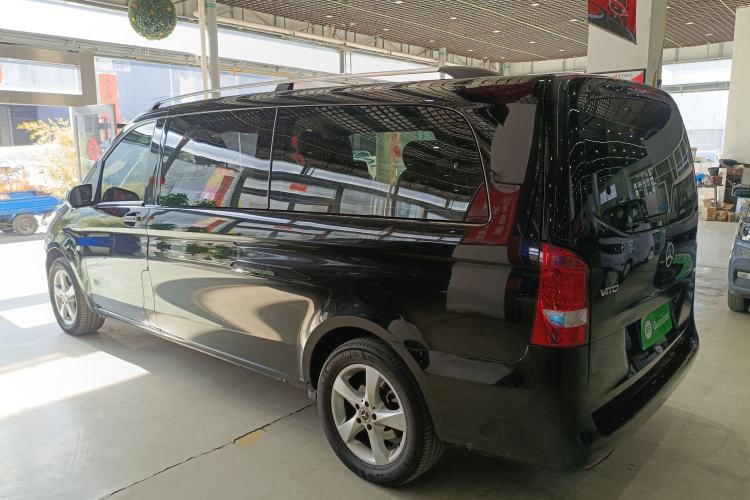 Used Mercedes-Benz Vito 2018 2.0T Elite Version 7 Seats China VI Emission Standard