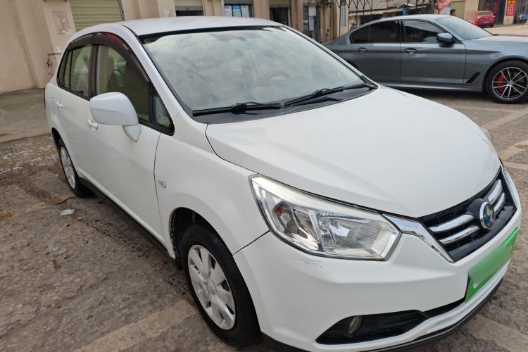 Used Venucia D50 2015 1.6L Manual Fashion Edition
