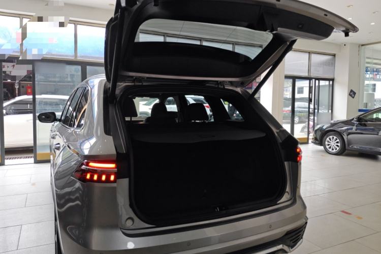 Used Geely Auto Monjaro L 2021 2.0TD DCT EVO Two-Wheel Drive Prestige Version
