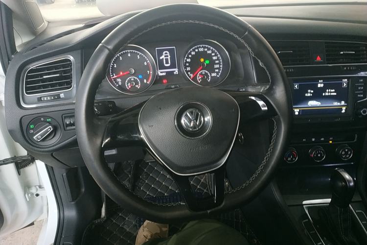 Used Volkswagen Golf 2017 230TSI Automatic Comfort Edition – Celebrating Milestone of One Million Units
