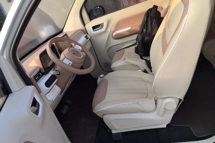 Used Wuling Hongguang MINIEV 2024 3rd Generation 215km Advanced Version
