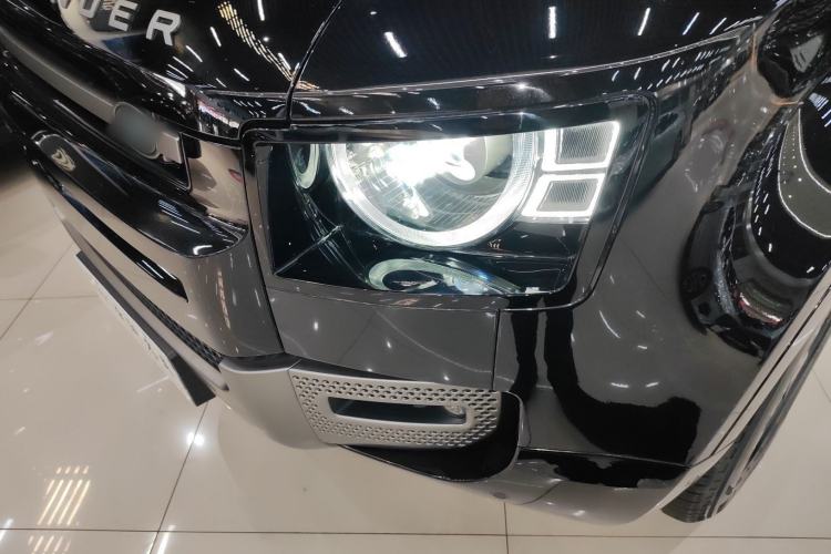 Used Land Rover Defender 2025 110 3.0T P400 – Dynamic HSE