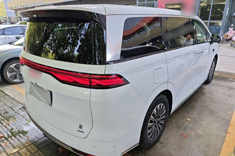 Used BYD Xia 2025 DM-i 1.5T 180km Excellence Model
