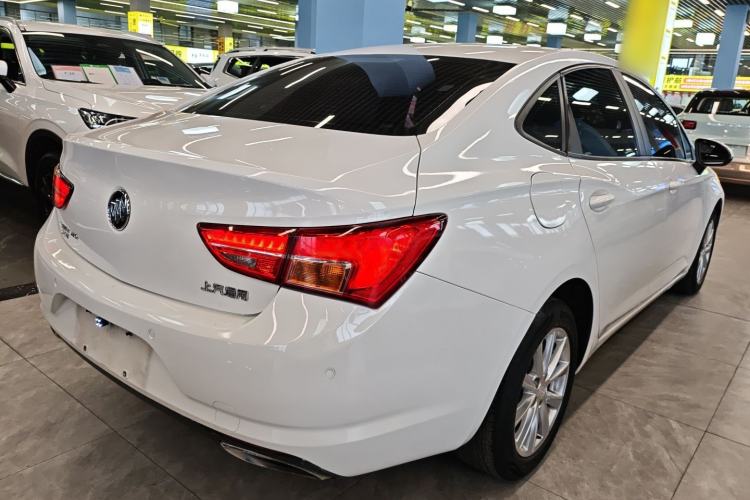 Used Buick Verano 2017 Sedan 20T Dual-Clutch Leading Model
