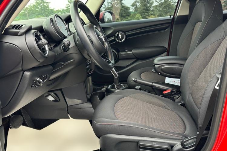 Used  MINI 2018 1.5T ONE PLUS Five-Door Edition
