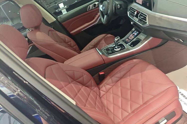 Used BMW X5 2022 Restyled xDrive 30Li Luxury Version M Sport Package