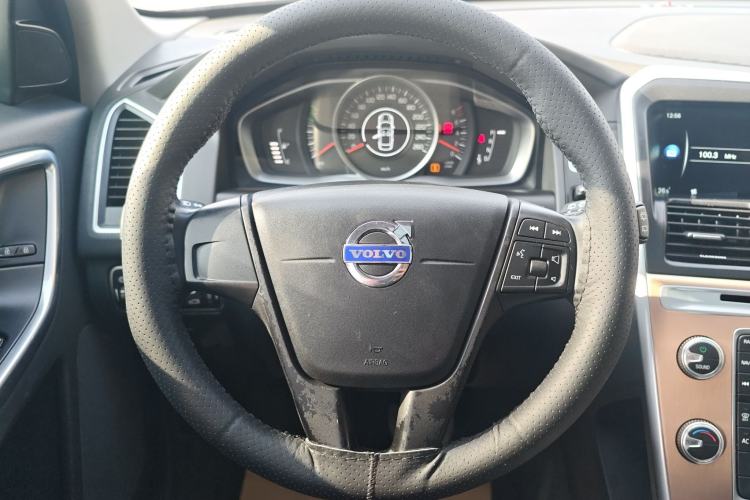 Used Volvo XC60 2017 T5 Smart Edition