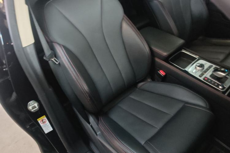 Used BYD Tang New Energy 2019 DM 2.0T All-Wheel Drive Smart Connectivity Enjoyment Model 7 Seats China VI Standard