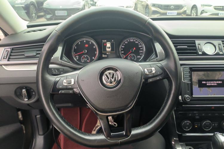 Used Volkswagen Passat 2017 330TSI DSG Prestige Edition
