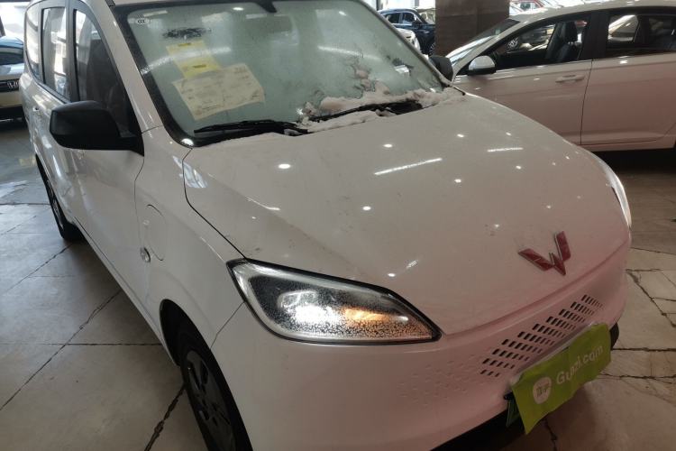 Used Wuling Hongguang New Energy 2025 Extended-Range Hybrid 50KM Comfort Version
