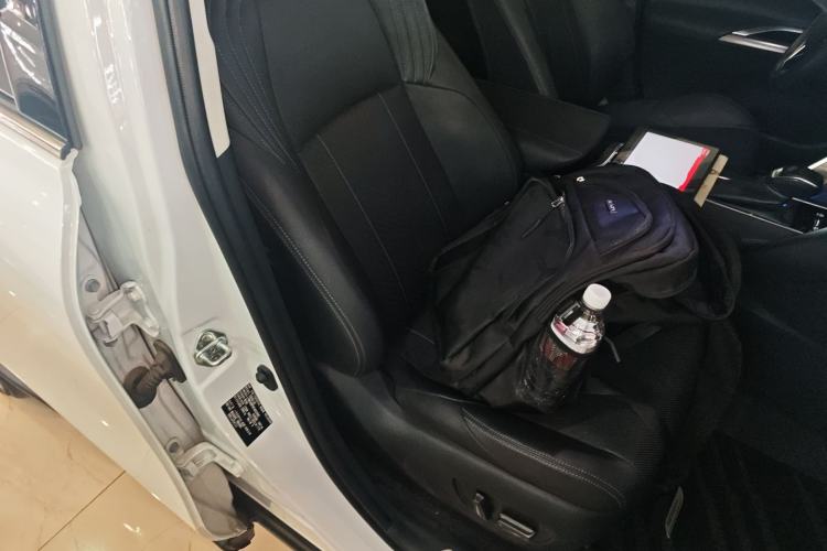 Used Toyota Harrier 2023 2.0L CVT Two-Wheel Drive Deluxe Edition