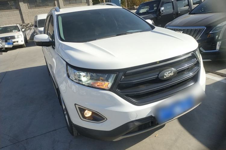 Used Ford Edge 2017 EcoBoost 245 Two-Drive Platinum Edition 5 Seats
