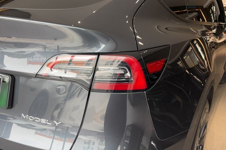 Used Tesla Model Y 2024 Rear-Wheel-Drive Version