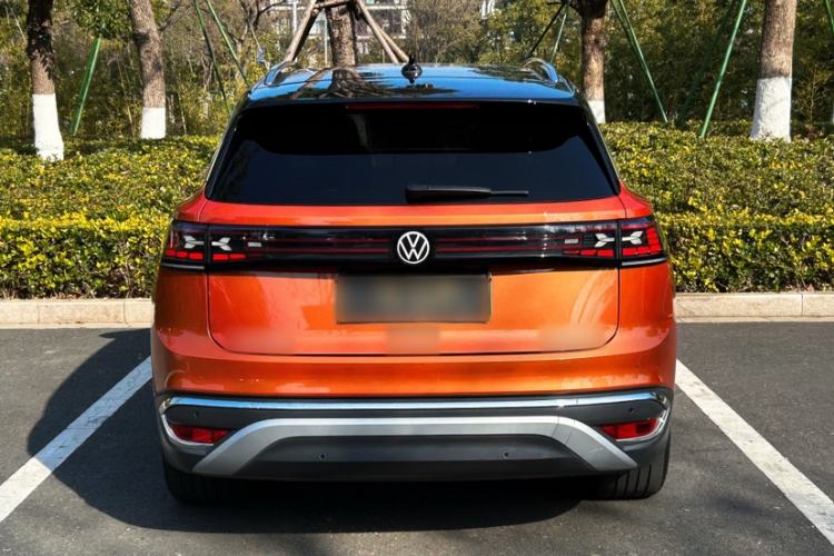 Used Volkswagen ID.6 CROZZ 2021 First Edition
