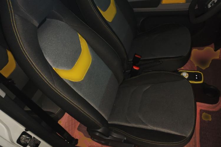 Used Chery QQ Ice Cream 2022 170km Sundae Phosphate Lithium-Ion
