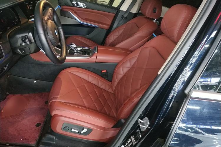 Used BMW X5 2022 Restyled xDrive 30Li Luxury Version M Sport Package
