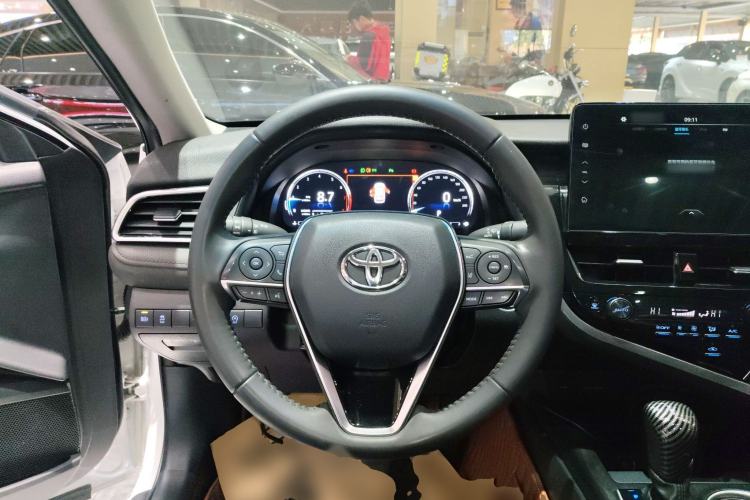 Used Toyota Camry 2021 2.5G Luxury Edition
