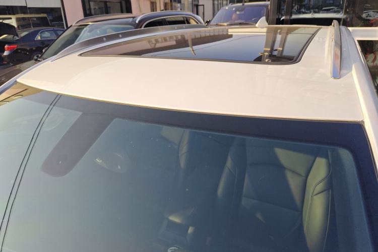 Used Cadillac XT4 2021 28T Two-Wheel Drive Luxury Version
