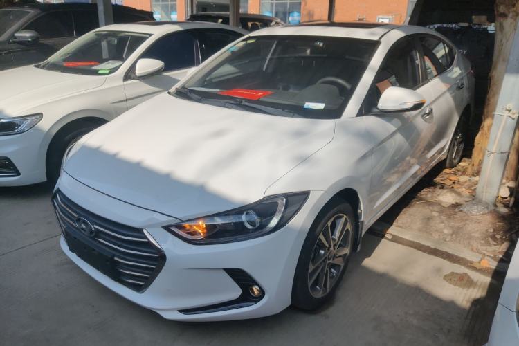 Used Hyundai Elantra 2016 1.6L Automatic ZhiXuan – Elite Version