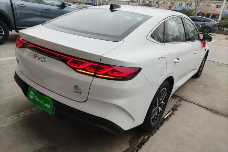 Used BYD Qin L 2025 DM-i Smart Drive 120KM Superior Model
