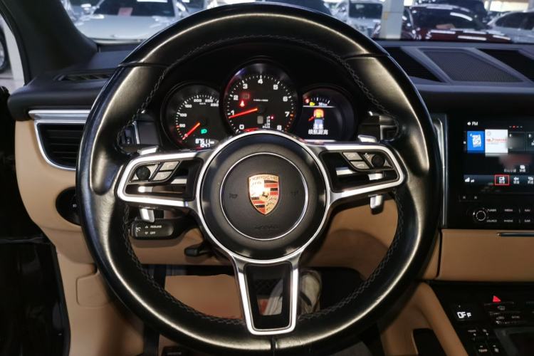 Used Porsche Macan 2017 Macan 2.0T
