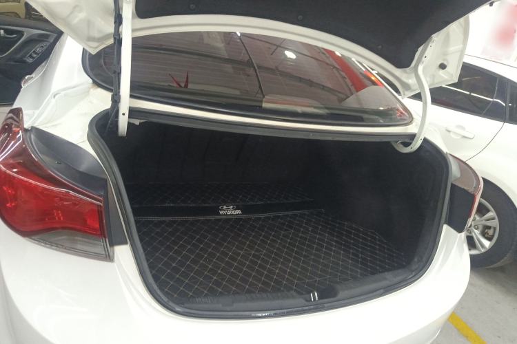 Used Hyundai Elantra 2016 1.6L Automatic Prestige Edition
