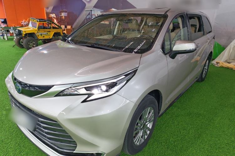 Used Toyota Sienna 2021 2.5L Hybrid Luxury Edition
