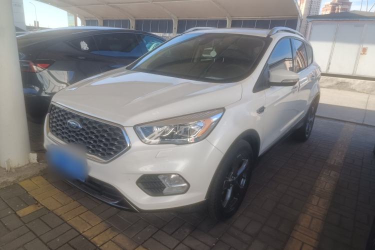 Used Ford Kuga 2019 EcoBoost 180 Two-Wheel-Drive Titanium Plus Model China VI Standard