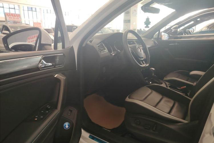 Used Volkswagen Tiguan L 2017 380TSI Automatic All-Wheel-Drive Luxury Edition