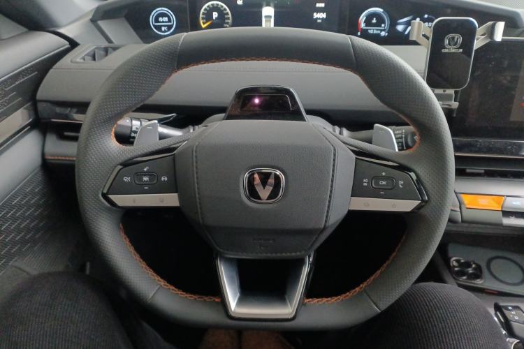 Used Changan UNI-V 2023 1.5T Prestige Model
