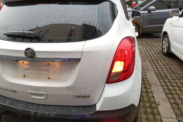 Used Buick Encore 2015 1.4T Automatic Two-Wheel Drive Urban Elite Version