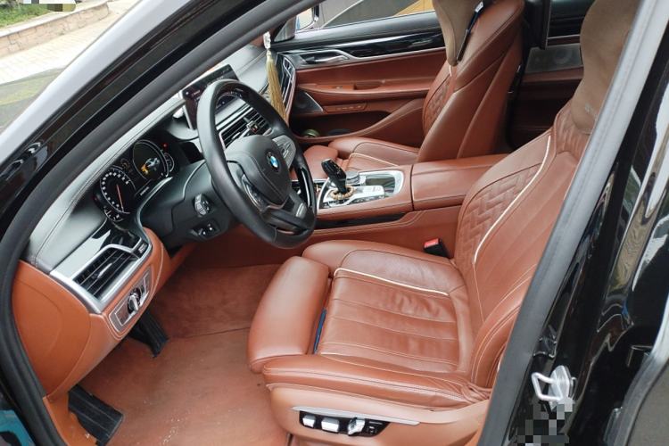 Used BMW 7 Series 2018 740Li xDrive Luxury Edition Excellence Package
