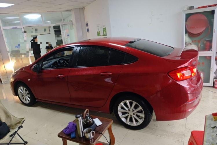 Used Chevrolet Cruze 2018 Revised Version 320 Automatic Pioneer Edition