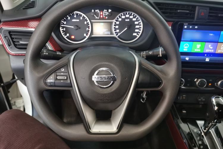 Used Nissan Lannia 2016 1.6L CVT Cool Edition
