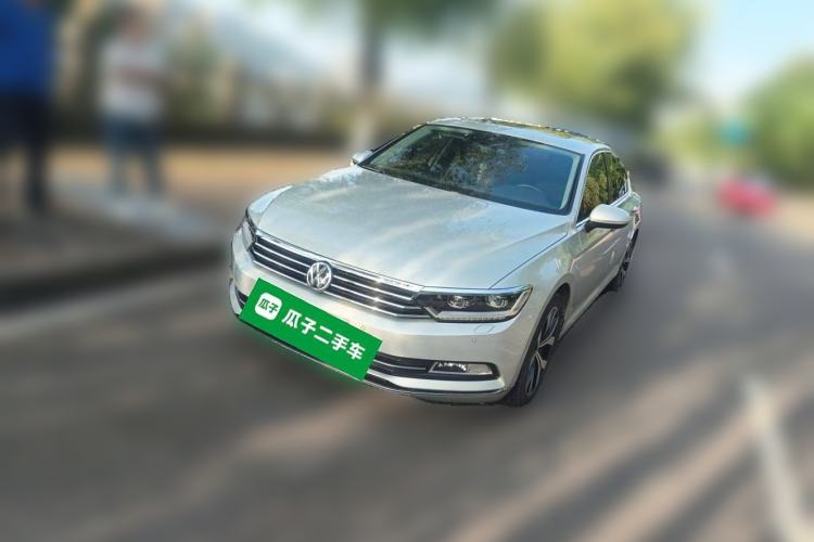 Used Volkswagen Magotan 2018 330TSI DSG Luxury Model
