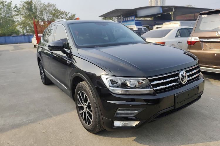 Used Volkswagen Tiguan L 2018 Facelift 330TSI Automatic Two-Wheel Drive Luxury Edition
