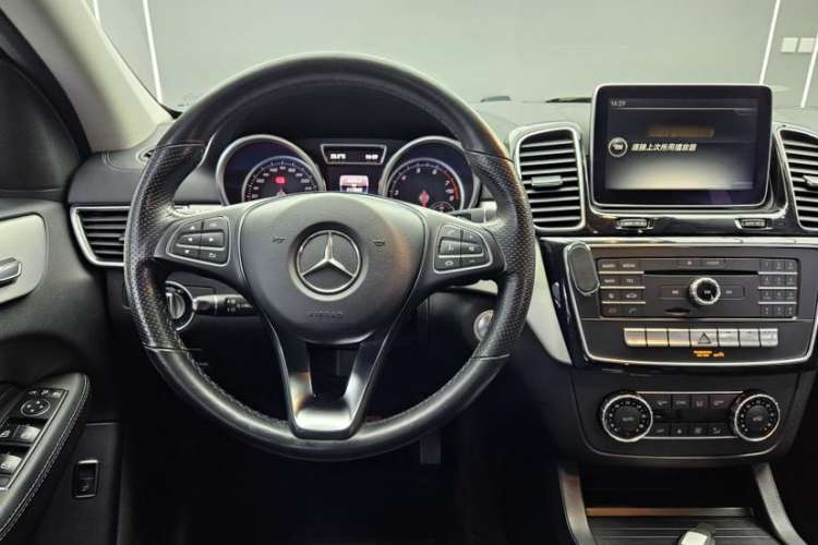 Used Mercedes-Benz GLE Coupe 2015 GLE 320 4MATIC Coupe SUV
