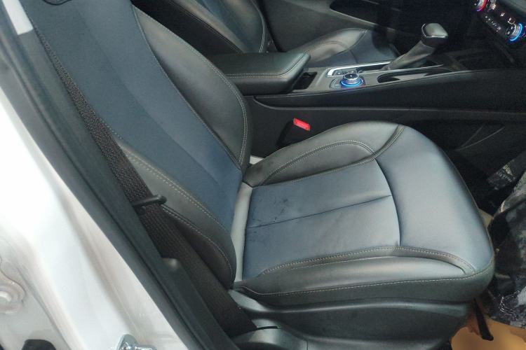 Used Buick Velite 6 2023 430km Range Commuter Version