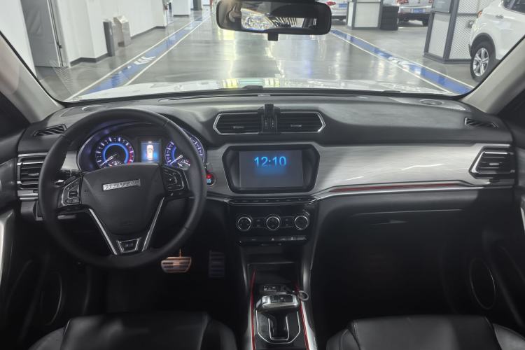 Used Haval H2 2018 Blue-Label 1.5T Dual-Clutch Two-Wheel-Drive Luxury Model
