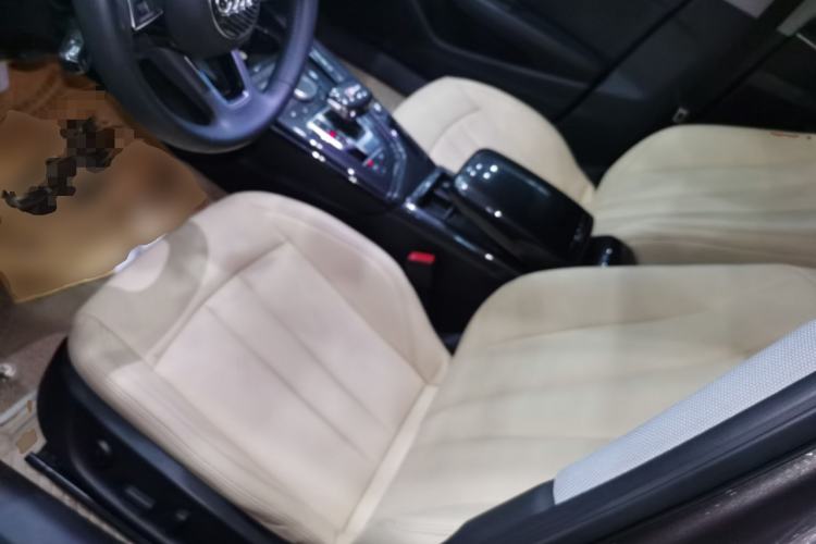 Used Audi A4L 2019 40 TFSI Ambition China VI
