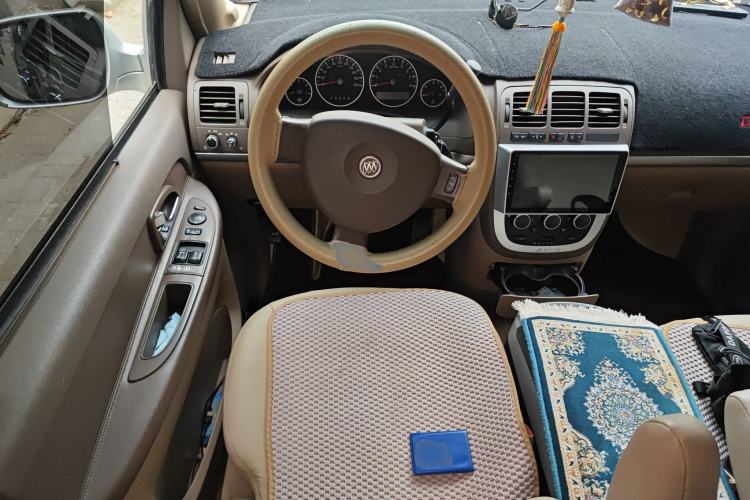 Used Buick GL8 2014 2.4L Classic Edition