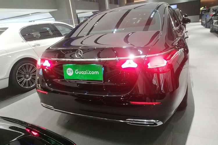 Used Mercedes-Benz E-Class 2024 E 300 L Luxury Model
