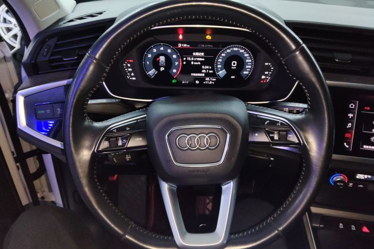 Used Audi Q3 2020 35 TFSI Ambition Dynamic Edition
