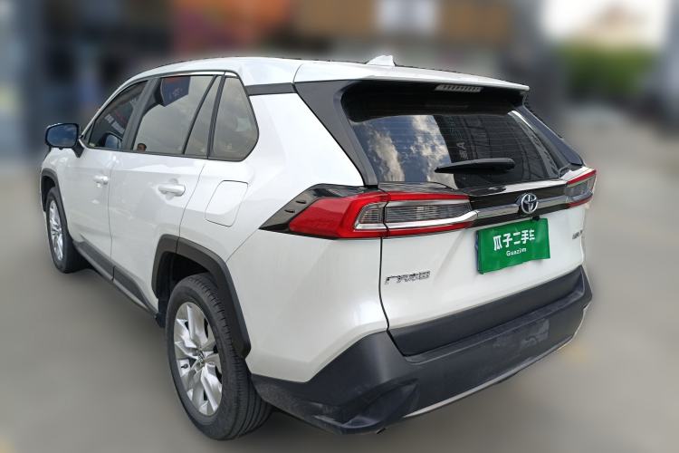 Used Toyota Wildlander 2022 Updated Version 2.0L CVT Two-Wheel Drive Leading Edition